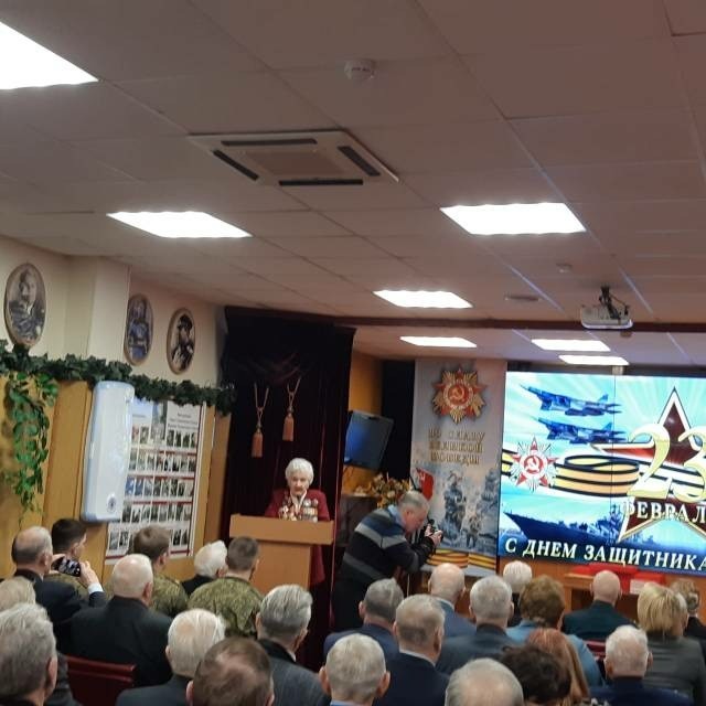 Встреча ветеранов и молодёжи в Московском Комитете ветеранов войны Встреча ветеранов и молодёжи в Московском Комитете ветеранов войны