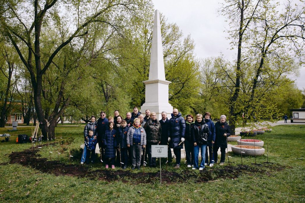 Председатель Координационного совета В.П. Волков принял участие в общегородском субботнике
