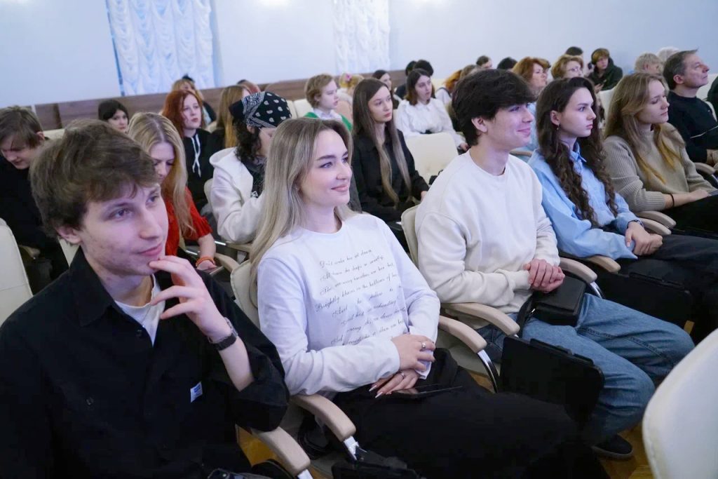 ПАМЯТНЫЕ ВЕЧЕРА, ПОСВЯЩЕННЫЕ СТОЛЕТНЕМУ ЮБИЛЕЮ ПОЭТОВ-ФРОНТОВИКОВ Е.М. ВИНОКУРОВА И К.Я. ВАНШЕНКИНА