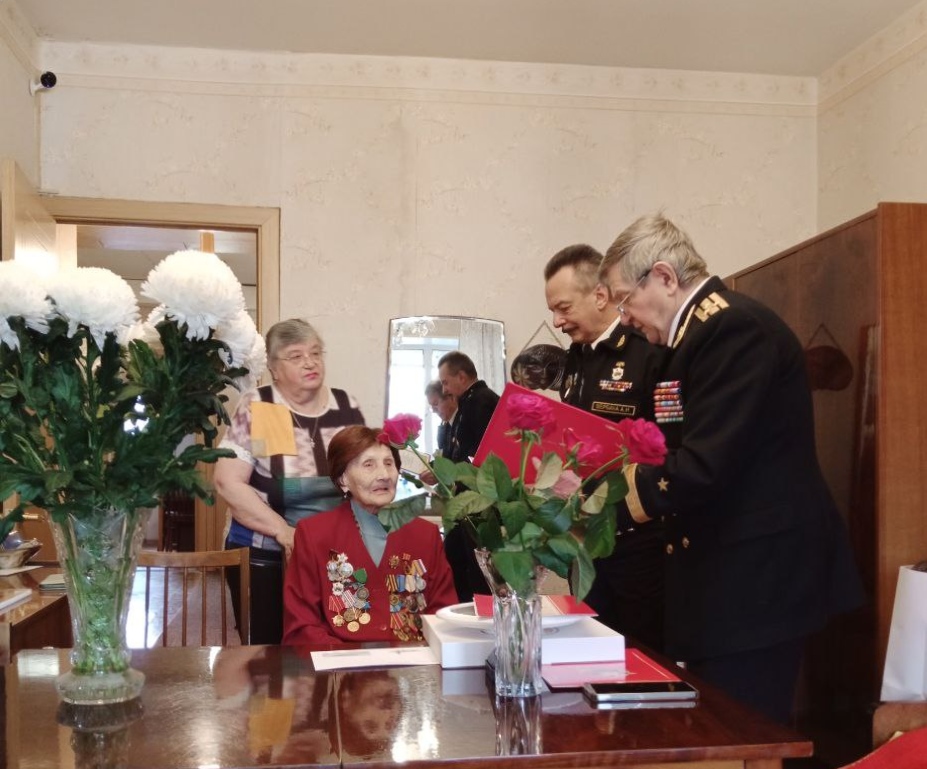 УЧАСТНИКУ ВЕЛИКОЙ ОТЕЧЕСТВЕННОЙ ВОЙНЫ КАШКАРОВОЙ ЗИНАИДЕ ВАСИЛЬЕВНЕ – 100 ЛЕТ