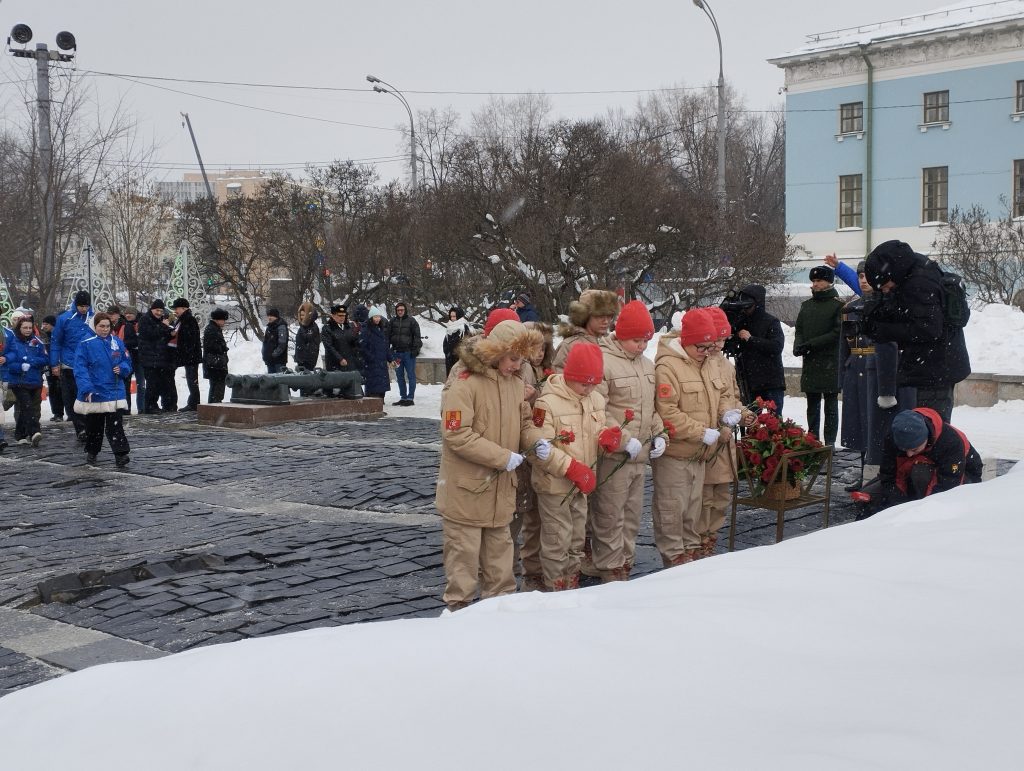 Торжественная встреча поколений защитников Отечества «Военные династии в строю защитников Отечества»