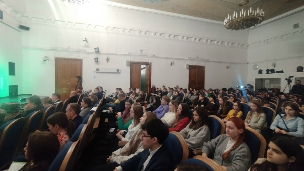 ГОЛОСА ПОБЕДЫ ЧЕРЕЗ ВРЕМЯ И РАССТОЯНИЯ ГОЛОСА ПОБЕДЫ ЧЕРЕЗ ВРЕМЯ И РАССТОЯНИЯ