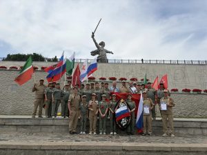 Участники IX Международного автопробега «Ветераны и молодежь Татарстана - Дорогами Мира, Дружбы и Сотрудничества» прибыли в город-герой Волгоград Участники IX Международного автопробега «Ветераны и молодежь Татарстана - Дорогами Мира, Дружбы и Сотрудничества» прибыли в город-герой Волгоград