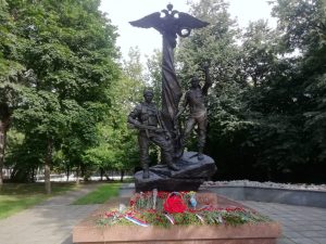 ЧТИМ ПАМЯТЬ ГЕРОЕВ. ГОРДИМСЯ НЫНЕШНИМ ПОКОЛЕНИЕМ ВОИНОВ ВОЗДУШНО-ДЕСАНТНЫХ ВОЙСК ЧТИМ ПАМЯТЬ ГЕРОЕВ. ГОРДИМСЯ НЫНЕШНИМ ПОКОЛЕНИЕМ ВОИНОВ ВОЗДУШНО-ДЕСАНТНЫХ ВОЙСК